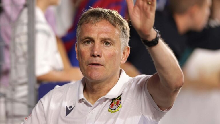 Who Is Phil Parkinson Wife? Kids And Family